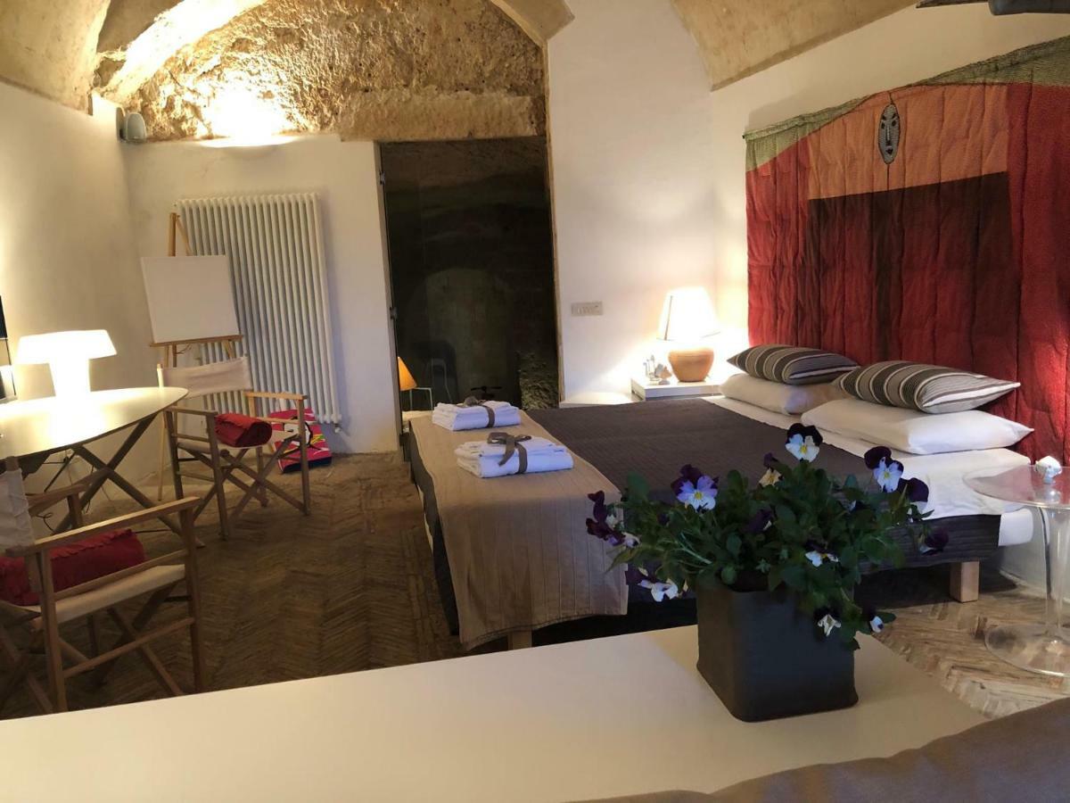 Gli Ipogei Nel Cuore Di Matera Exterior foto